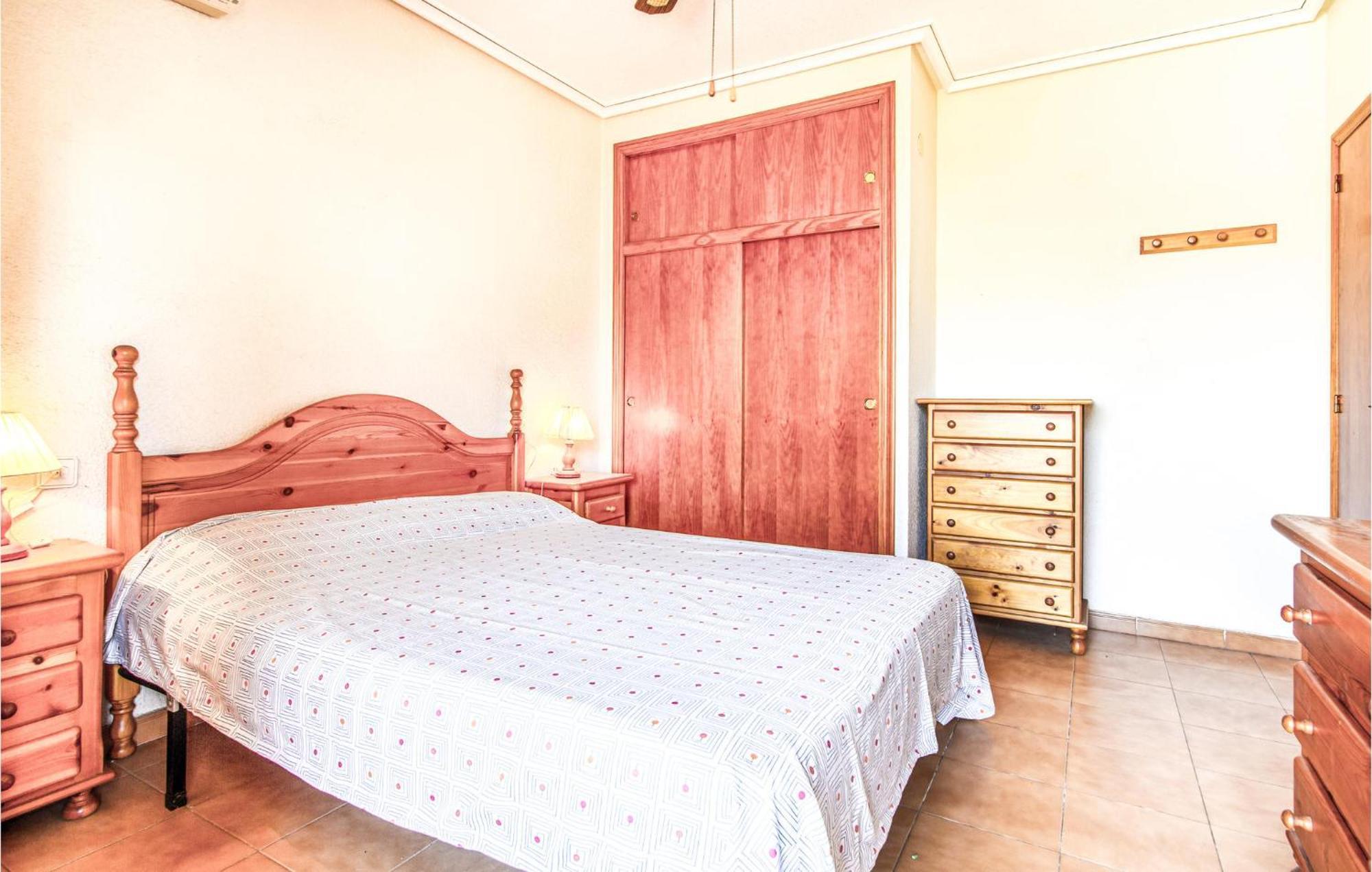 Lovely Home In Santa Pola With Kitchen Exterior photo